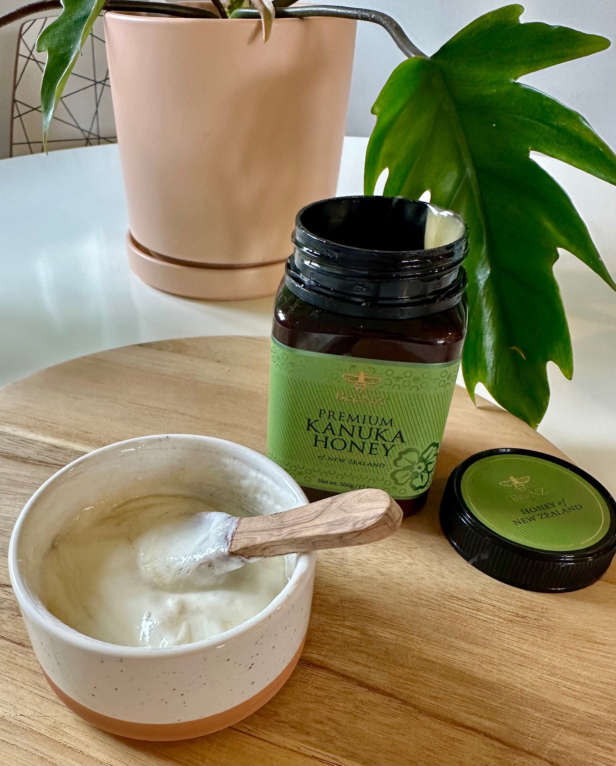 The Ultimate After-Sun Reset: Kanuka Honey to the Rescue
