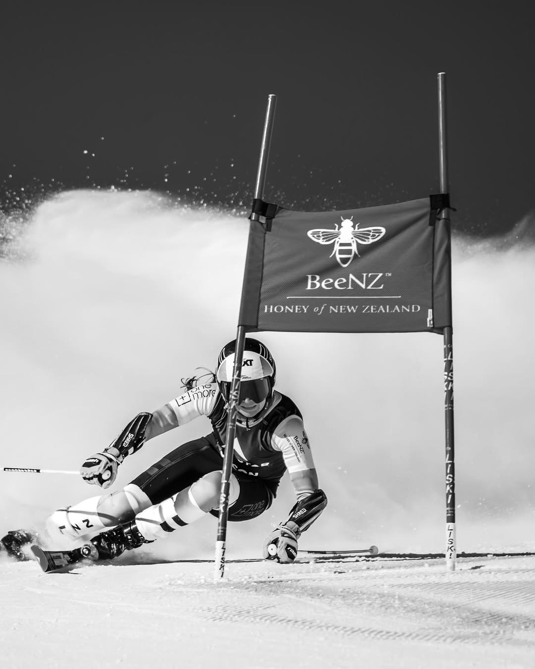 Nature’s Fuel for Every Mile - Why Athletes are Turning to Mānuka Honey